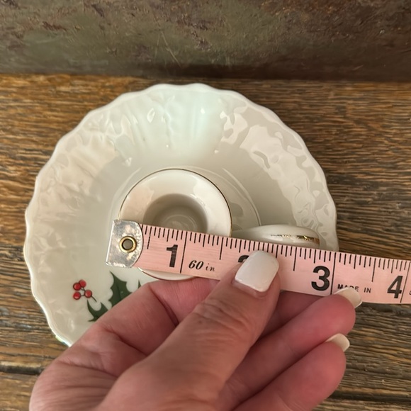 R. H. Macy's Christmas "All the Trimmings" Candle Holder Holly Gold Rim Japan - Picture 8 of 9